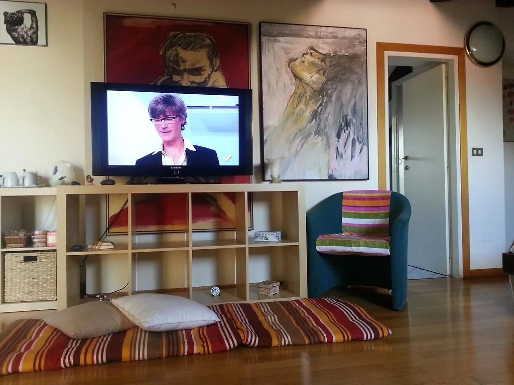 Apartment Nice Home - Milano Italy