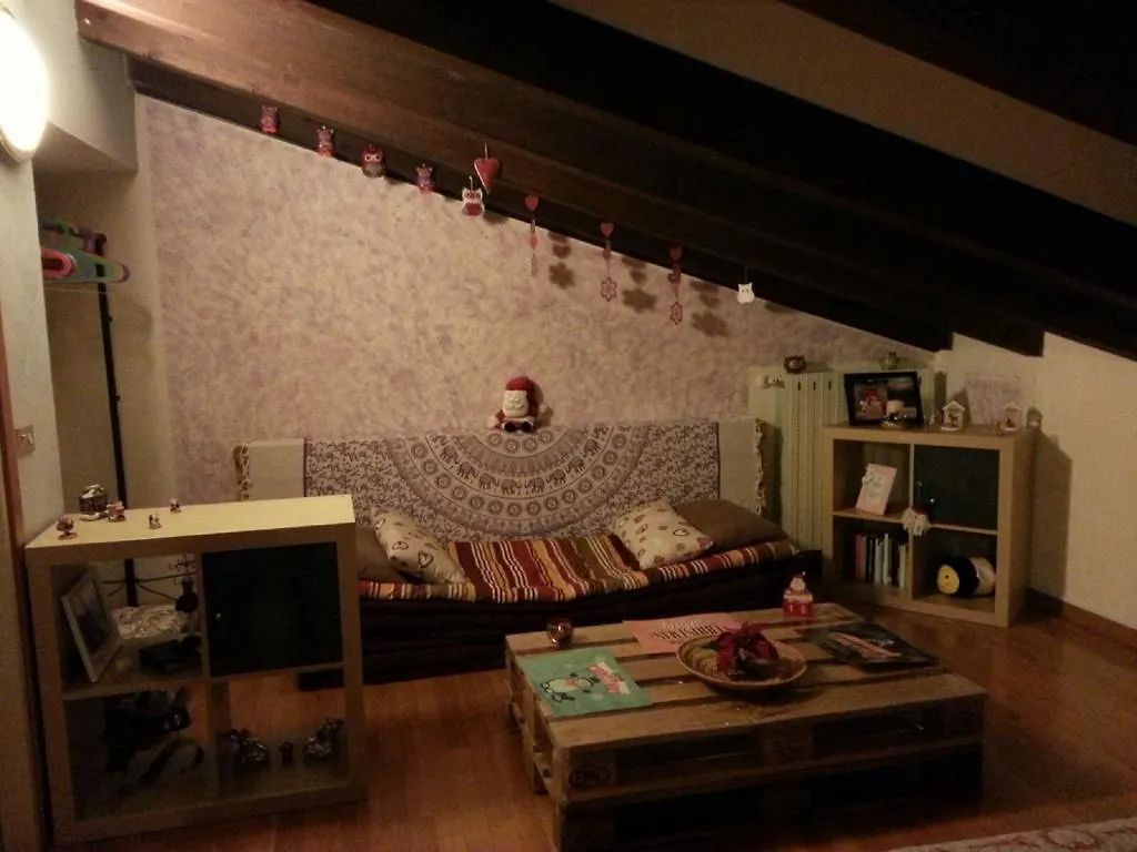 Nice Home - Milano Italy